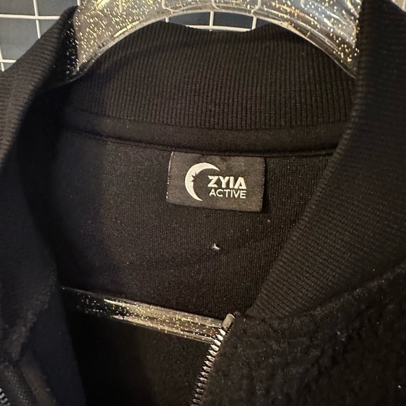 Zyia Sherpa jacket - Picture 4 of 8